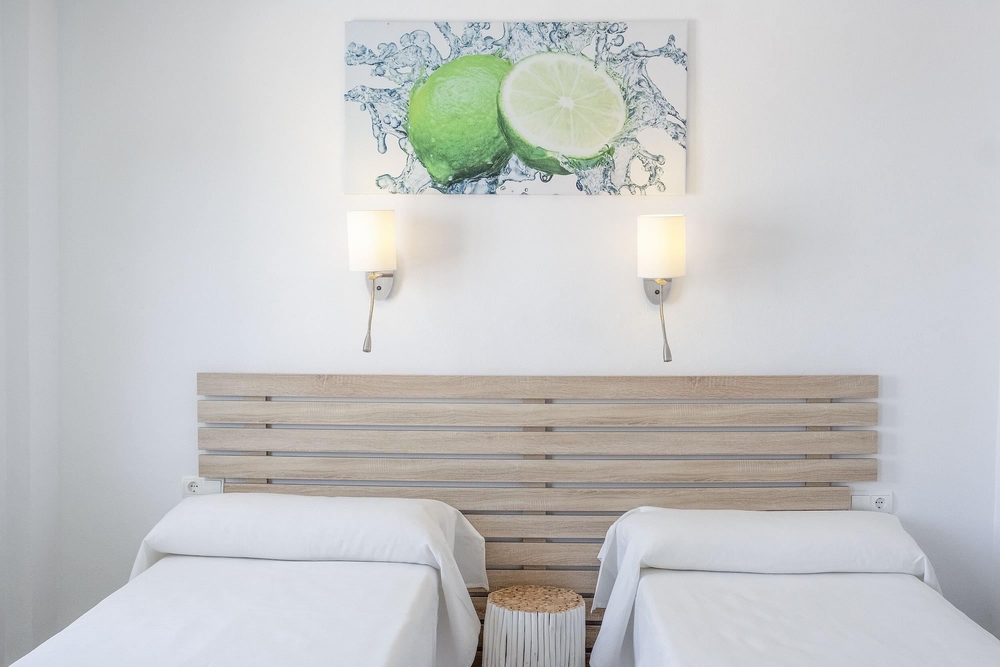 Appartement The Palm Star Ibiza - Adults Only à Sant Antoni de Portmany Extérieur photo