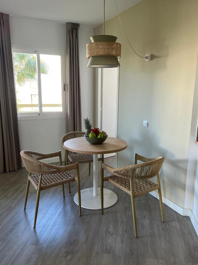 Appartement The Palm Star Ibiza - Adults Only à Sant Antoni de Portmany Extérieur photo